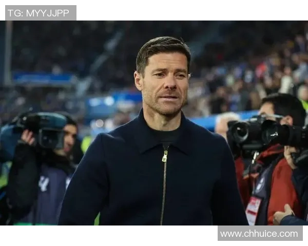 西甲媒体报道皇家马德里主帅阿隆索或因战绩不佳面临下课危机